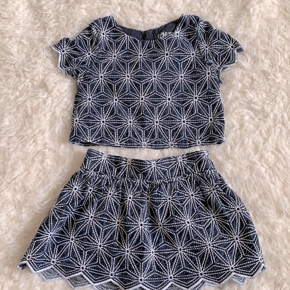 OshKosh B'gosh Other - Oshkosh Baby Girl Dress Size 12 Months